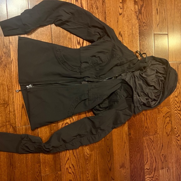 Lululemon reversible dance studio hoodie - Picture 2 of 3